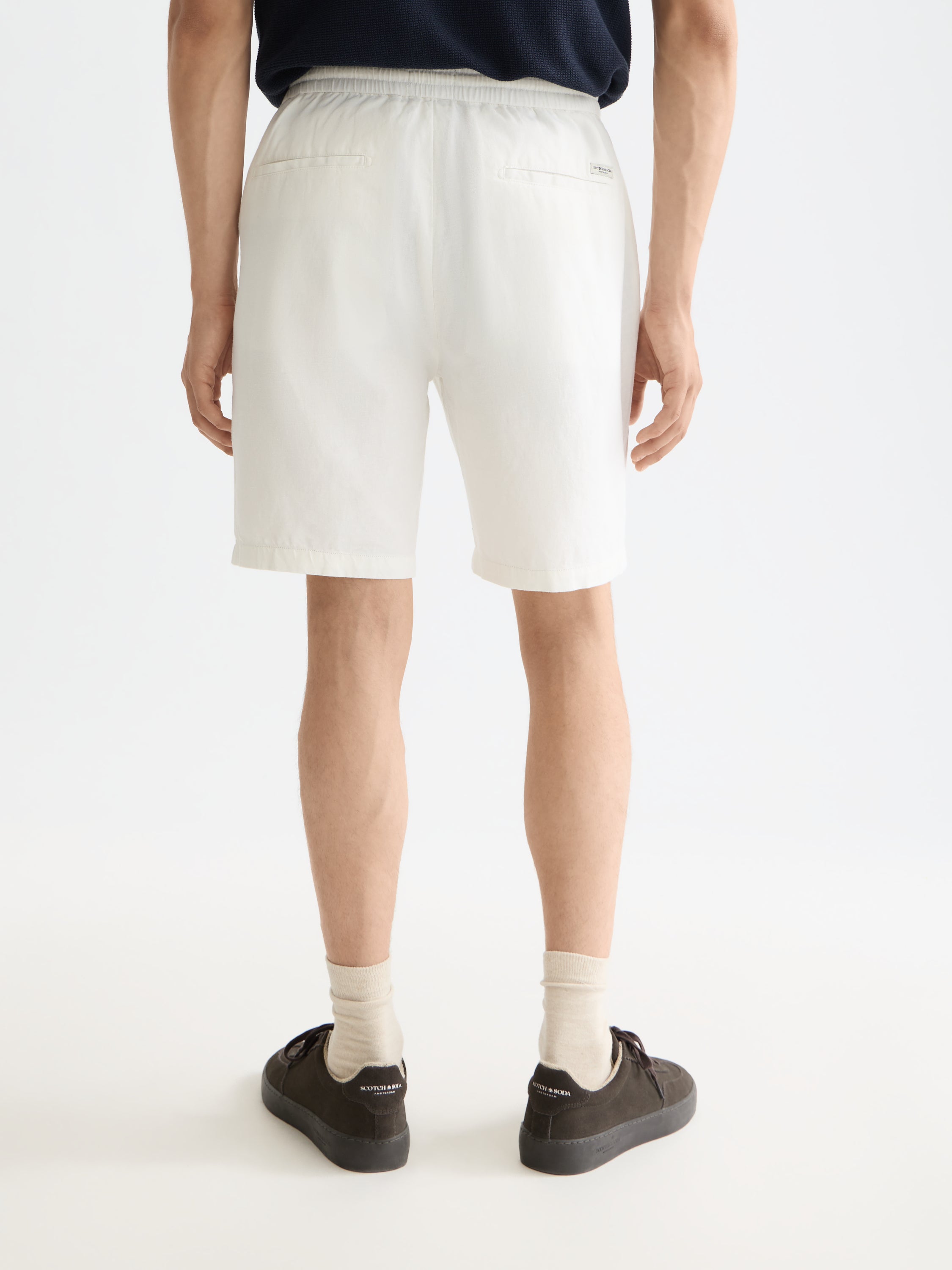 Bermuda en sergé de coton et lin Core Fave - Blanc cassé