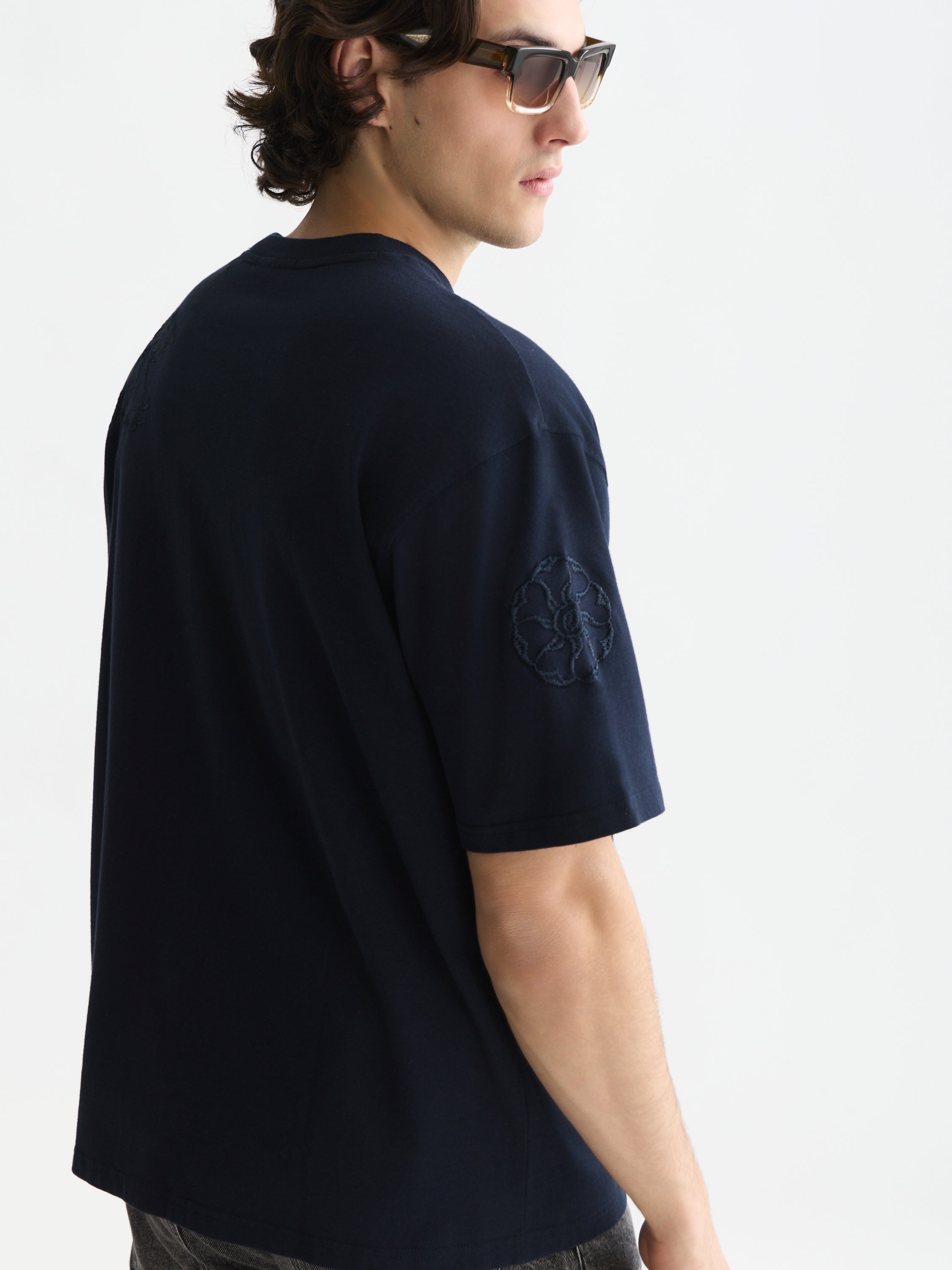 Delfts Blauw Embroidered Artwork Loose Fit T-Shirt - Sky Captain