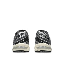 Gel-1130 - Clay grey and pure silver