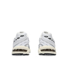 GEL-1130 - White and cloud grey
