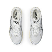 GEL-1130 - White and cloud grey