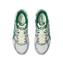 GEL-1130 - Cream and Kale