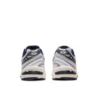 GEL-1130 - White and midnight