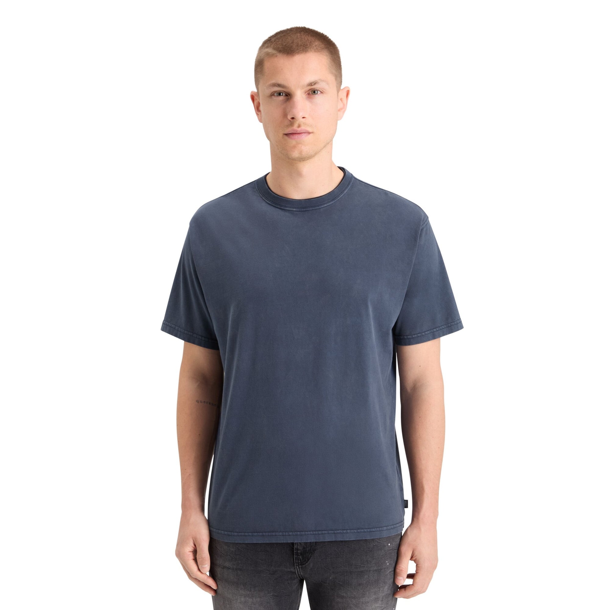 Night 3 Crosses Program Relaxed Fit T-Shirt