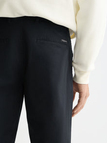 Stuart Stretch Cotton Pant - Black
