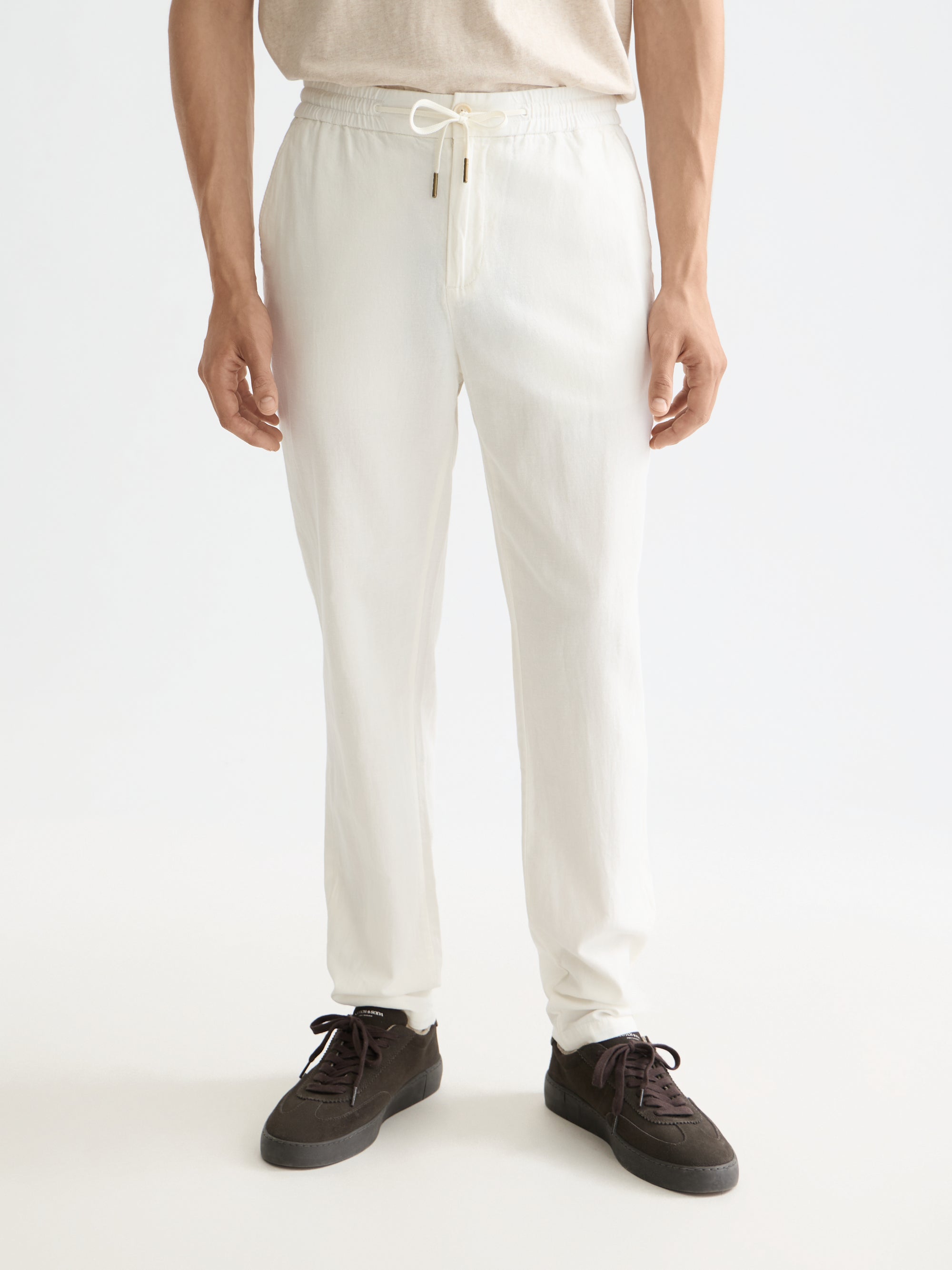 Warren  Cotton Linen Twill Jogger - Off White