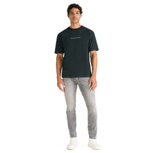 Logo Front Chest T-Shirt - Green