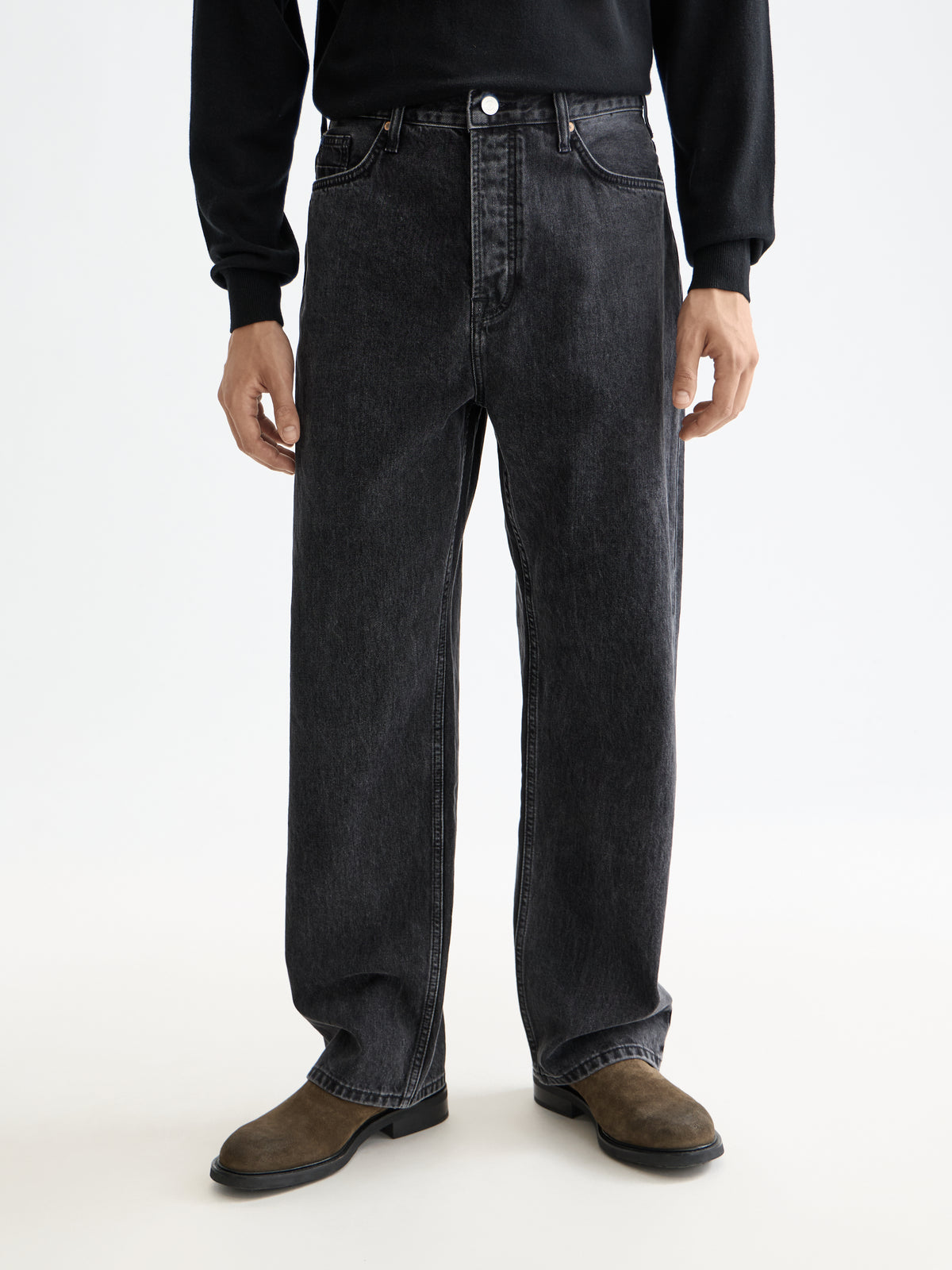 The Pitch Loose Jeans - Black-1