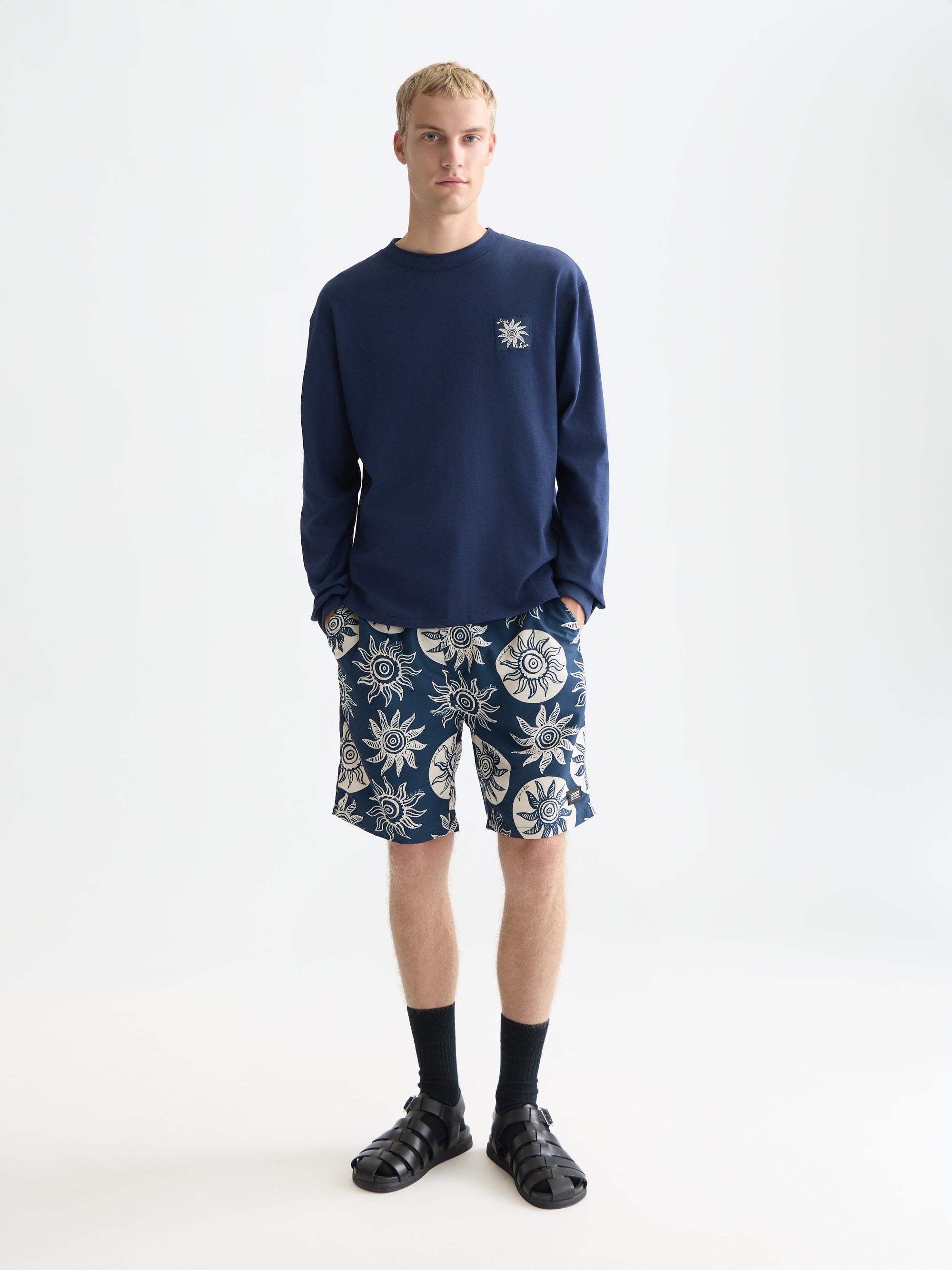 T-shirt à manches longues coupe décontractée avec motif au dos - Bleu concours