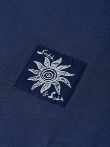 T-shirt à manches longues coupe décontractée avec motif au dos - Bleu concours