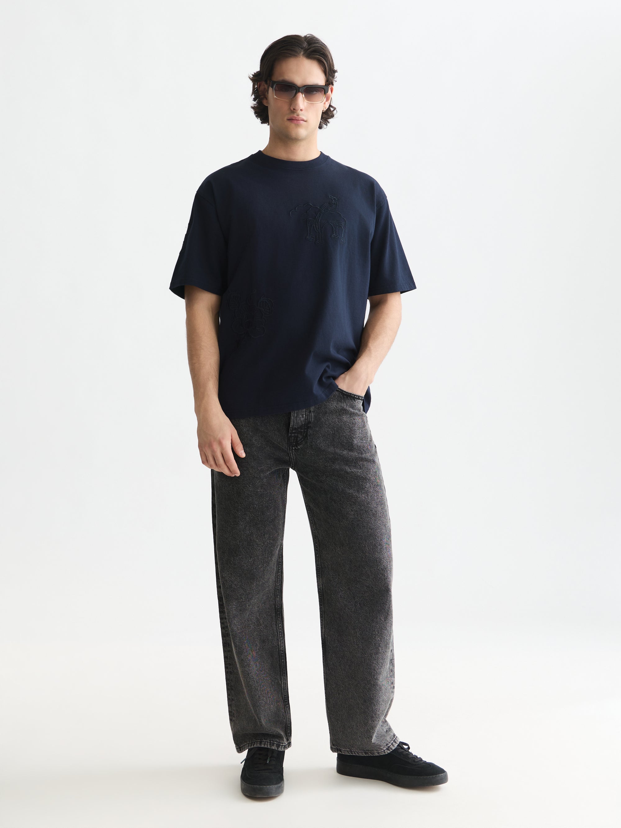 Delfts Blauw Embroidered Artwork Loose Fit T-Shirt - Sky Captain