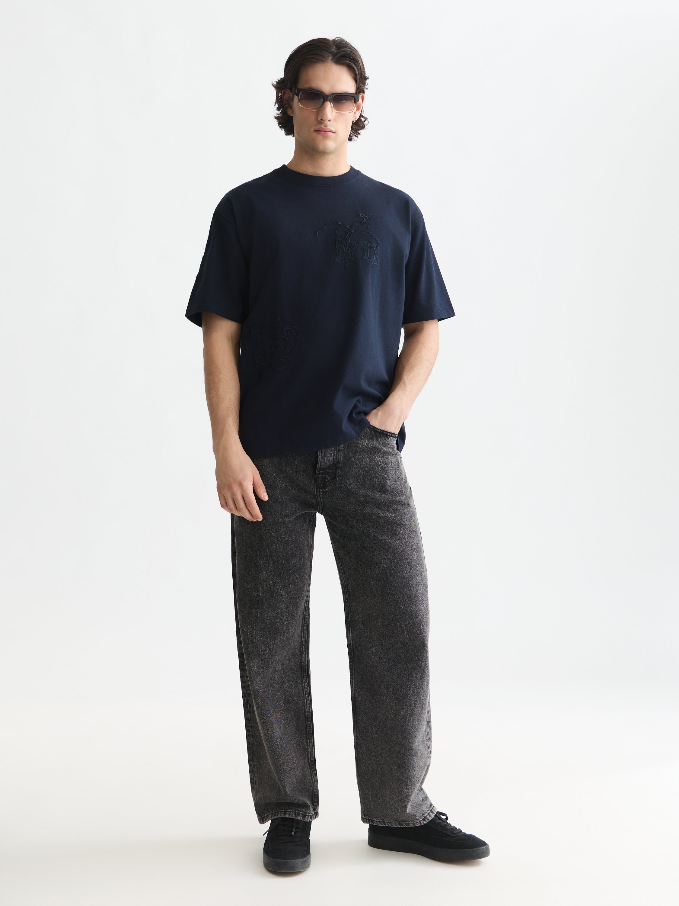 Delfts Blauw Embroidered Artwork Loose Fit T-Shirt - Sky Captain