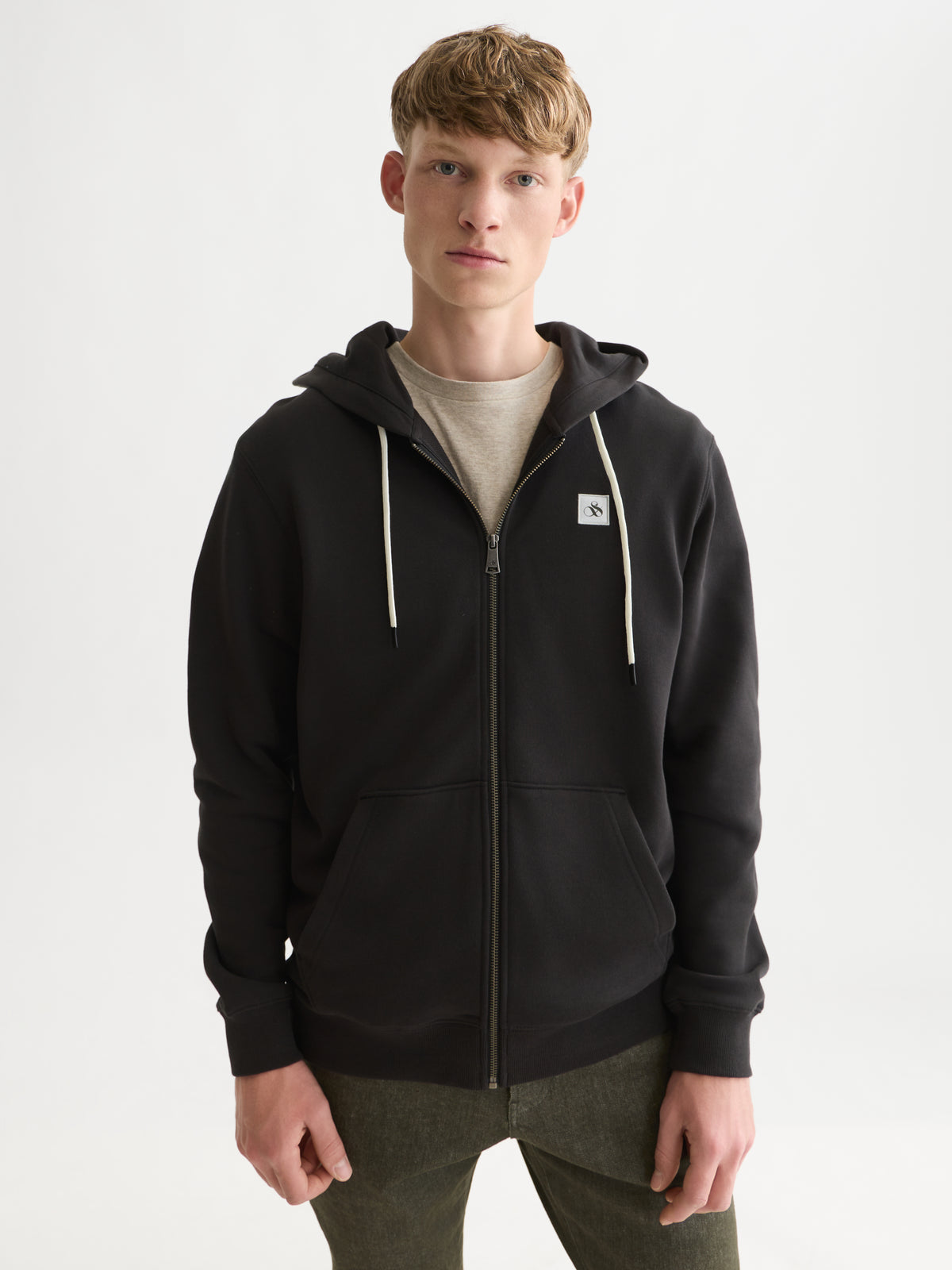 Logo Badge Regular-Fit Zip-Through Hoodie - Meteorite-1