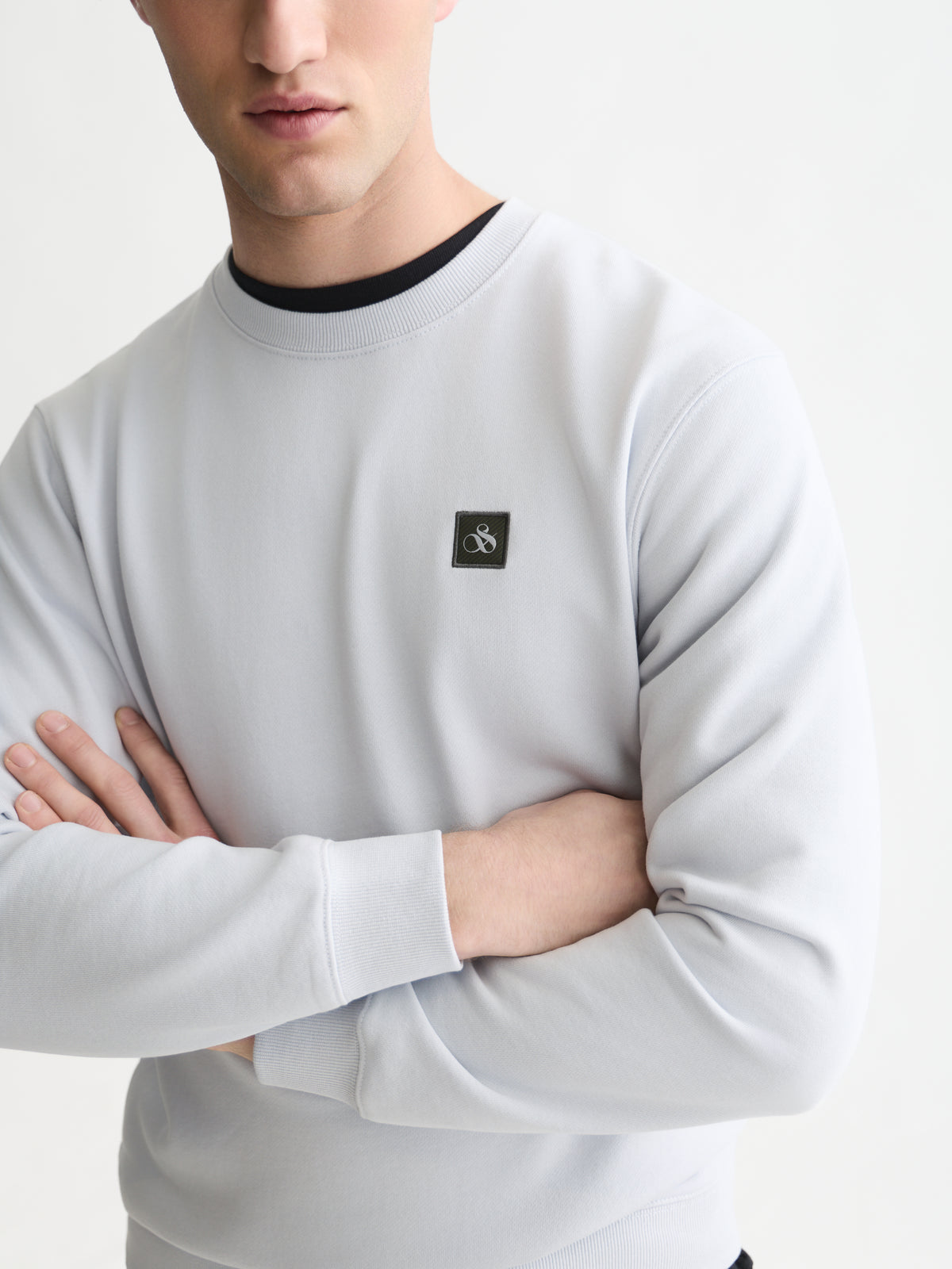 Seasonal Core Logo Badge Regular-Fit Sweatshirt - Grey Dawn