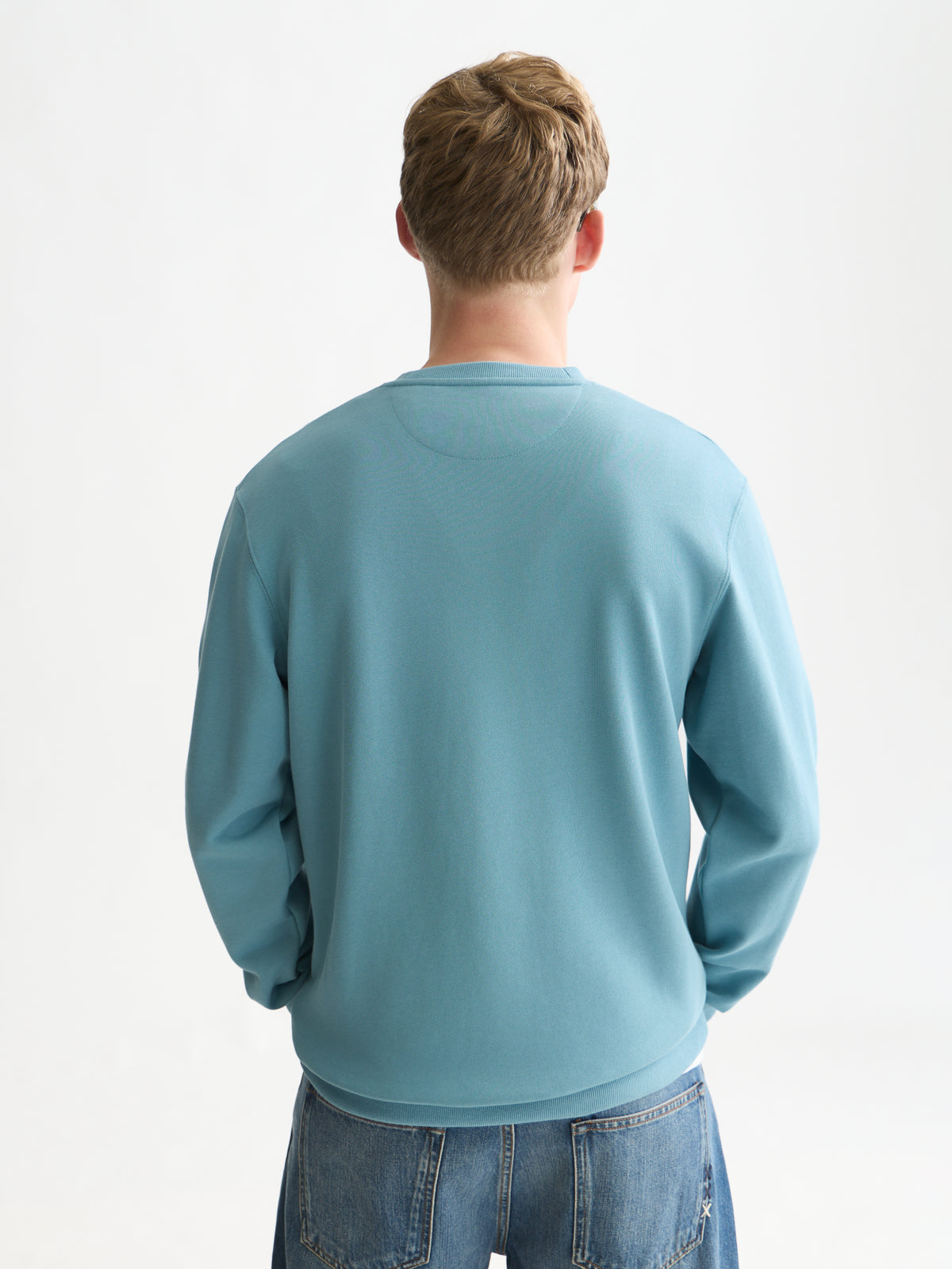 Seasonal Core Logo Badge Regular-Fit Sweatshirt - Adriatic Blue-2