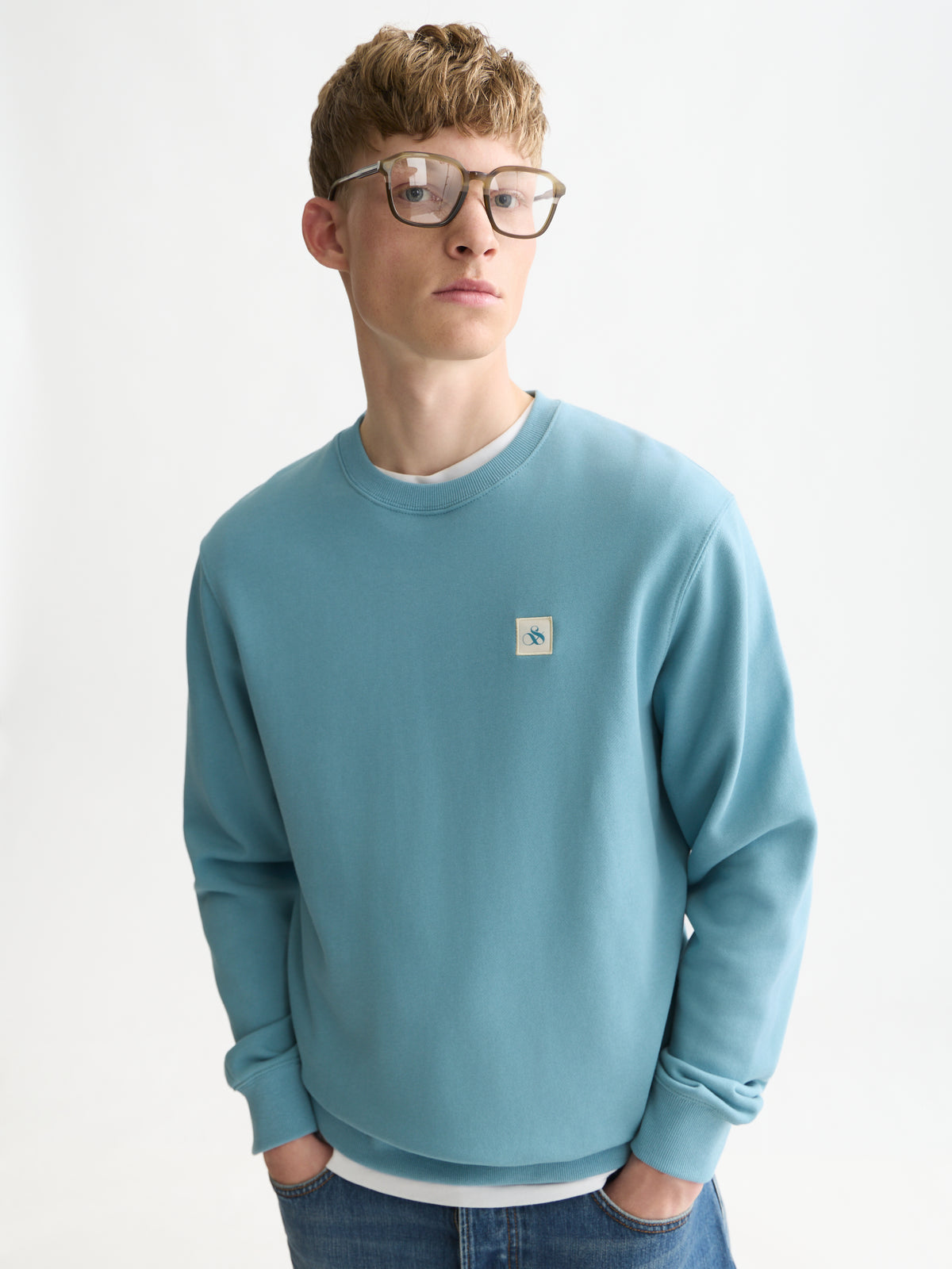 Seasonal Core Logo Badge Regular-Fit Sweatshirt - Adriatic Blue
