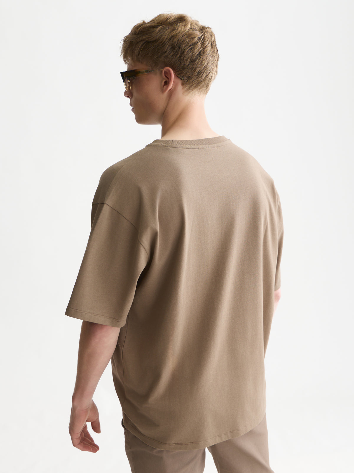 Seasonal Core 3 Crosses Chest Pocket Loose-Fit T-Shirt - Walnut-2