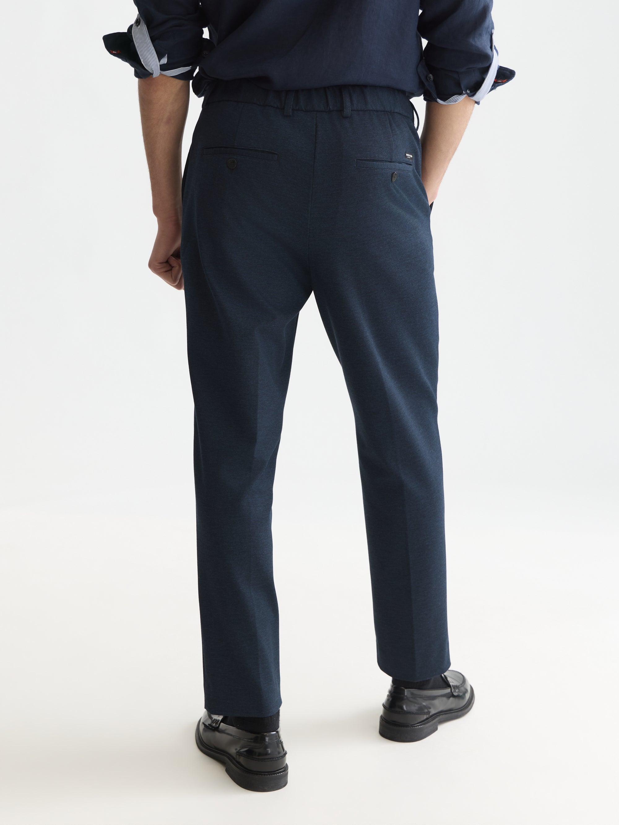 Finch Tailored Yarn-Dyed Technical Jersey Jogger - Blue
