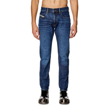 Blue D-Strukt Jeans