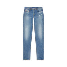 Light Blue D-Finitive Jeans