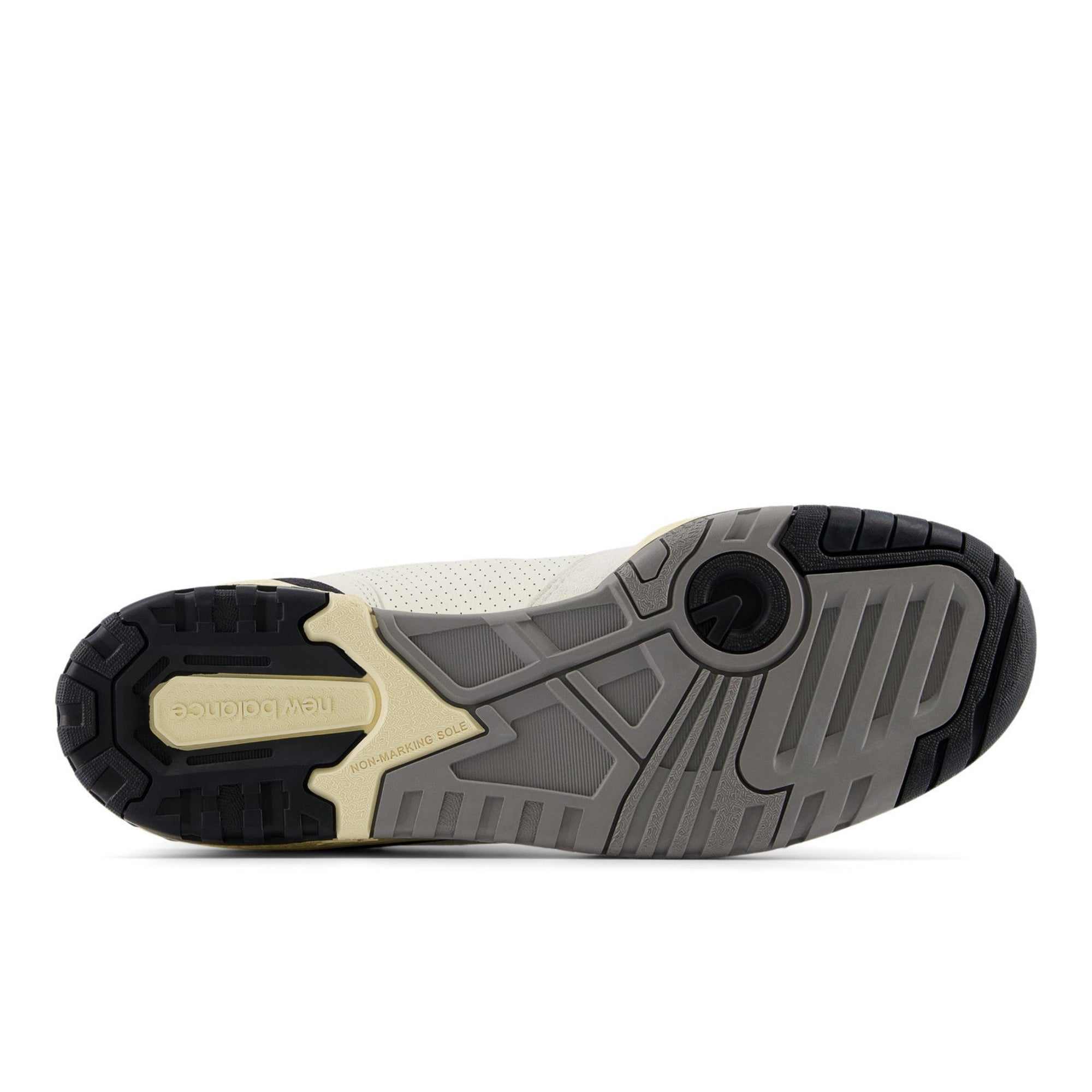 550 - Sea Salt & Black