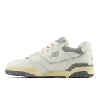 550 - White & Grey