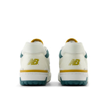 White & Green 550 Sneakers