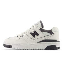 550 - Sea Selt & Dark Grey