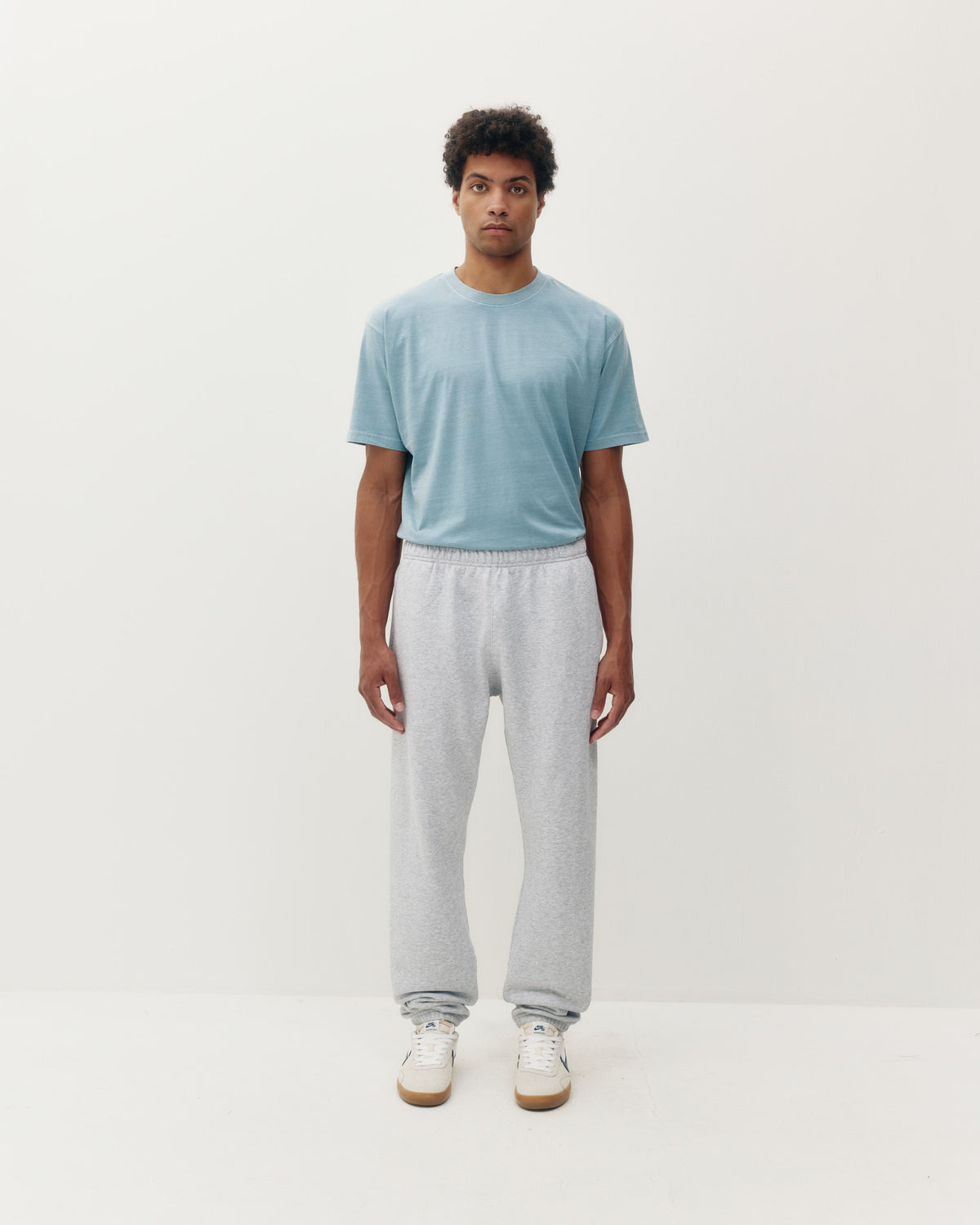 Essential Sweatpant - Heather Grey-4