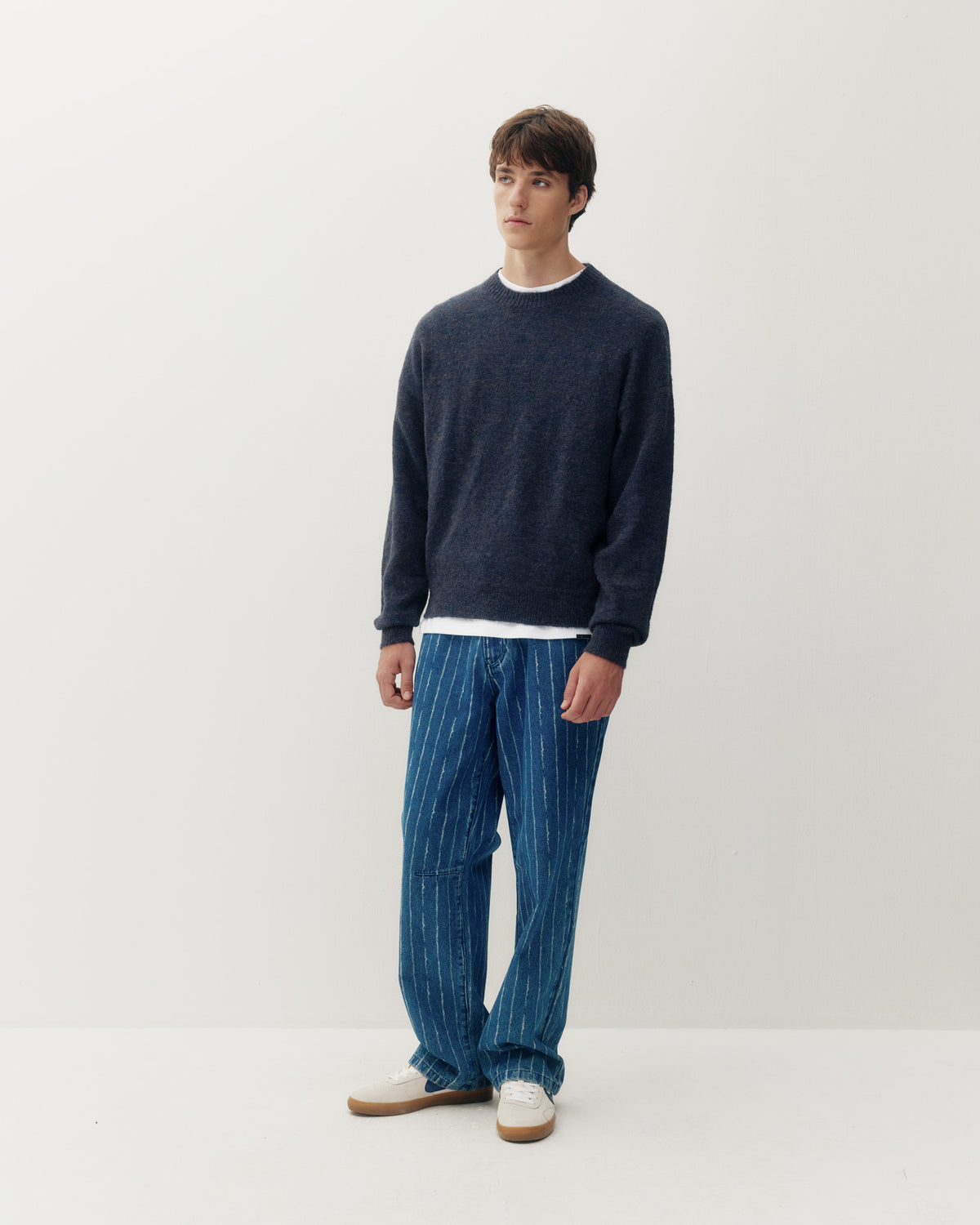 Brushed Knit Crew 2.0 - Navy-3