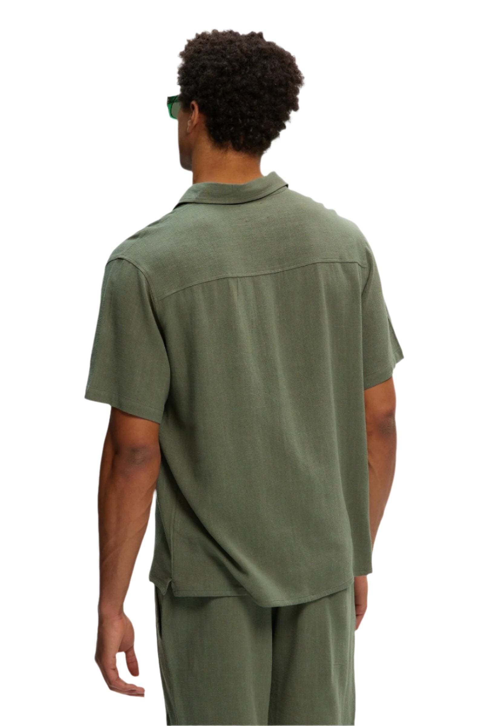 Chemise en lin olive