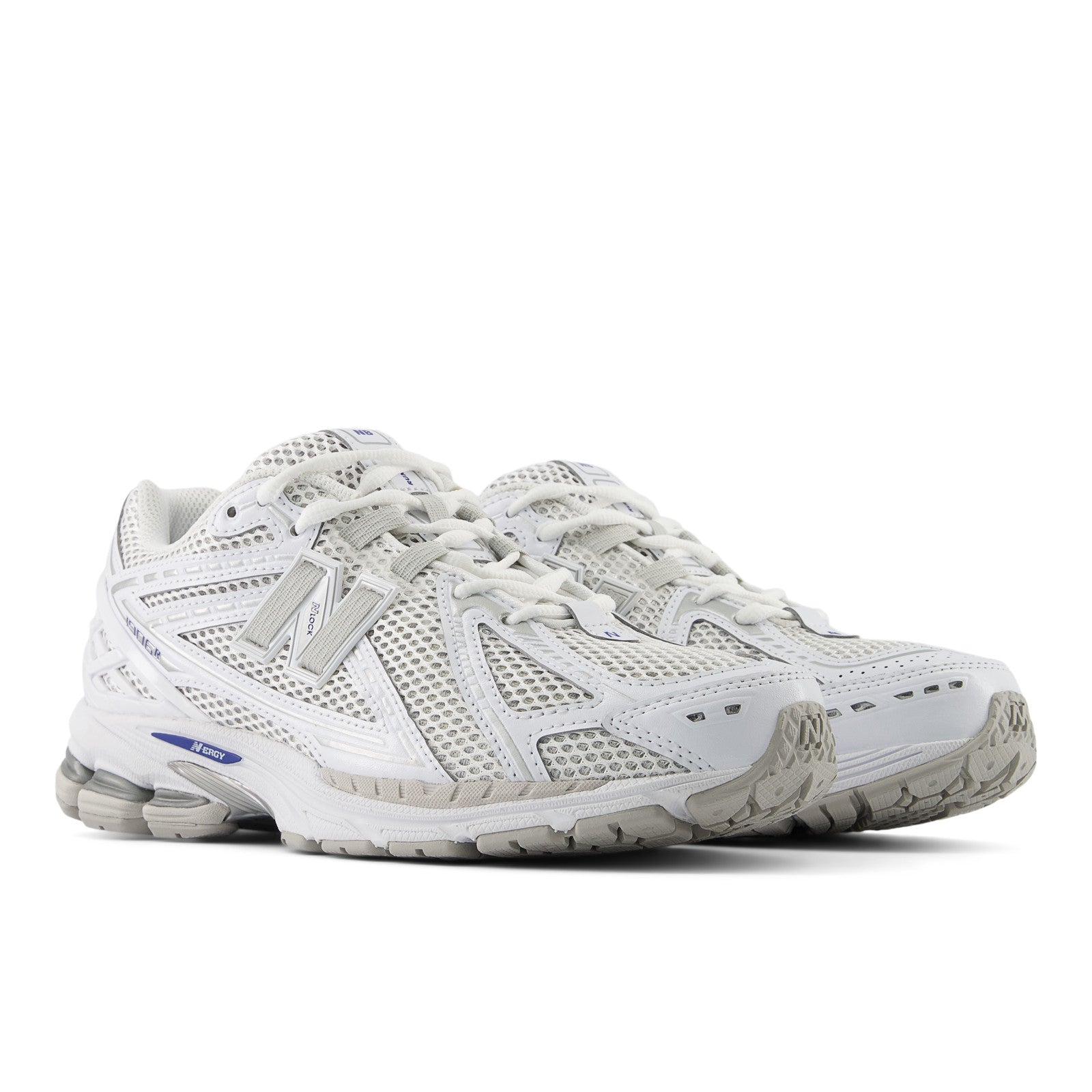 1906 - White And Silver Metallic