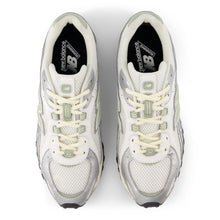 204 - Silver Metallic