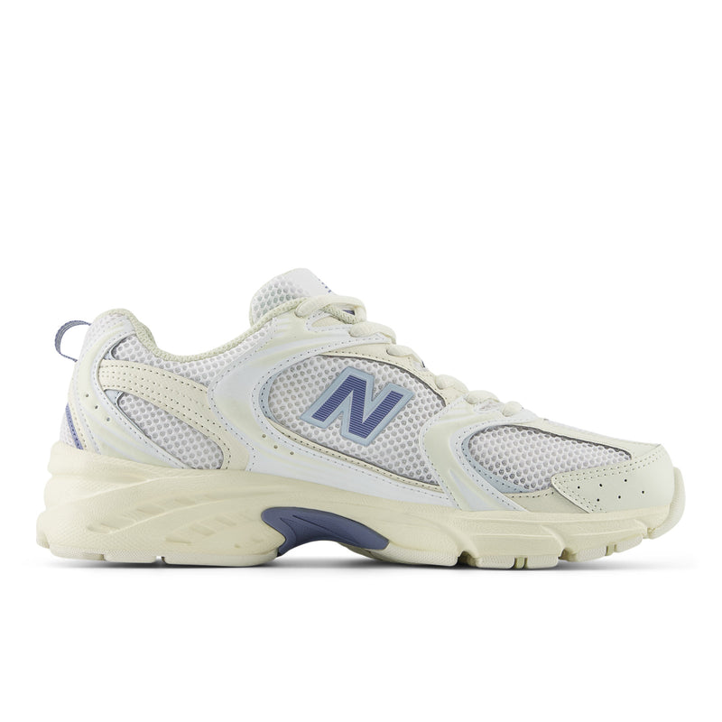 530 - Angora And Ice Blue
