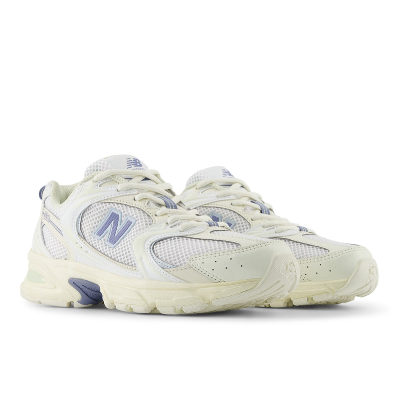 530 - Angora And Ice Blue