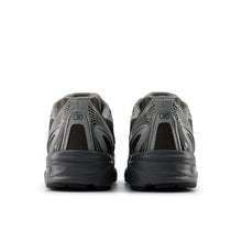 740 - Black Metallic