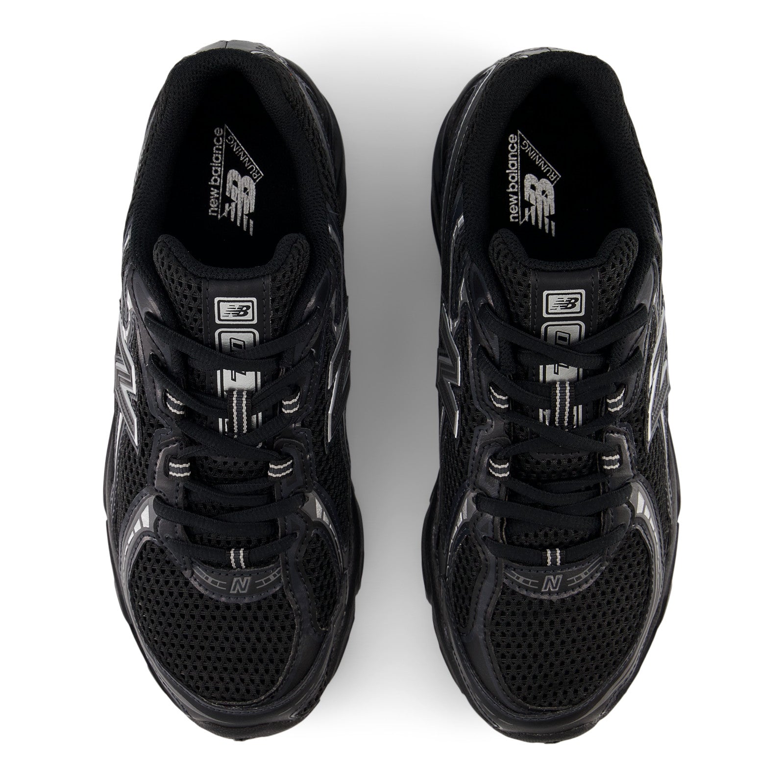 740 - Black with Silver Metallic