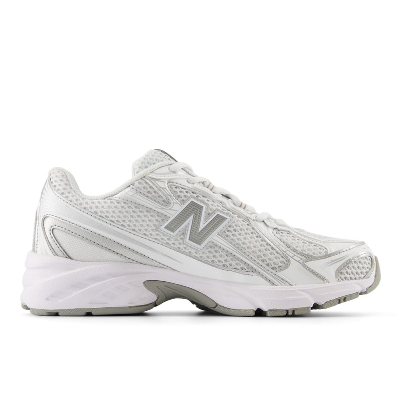 740 - White & Silver Metallic