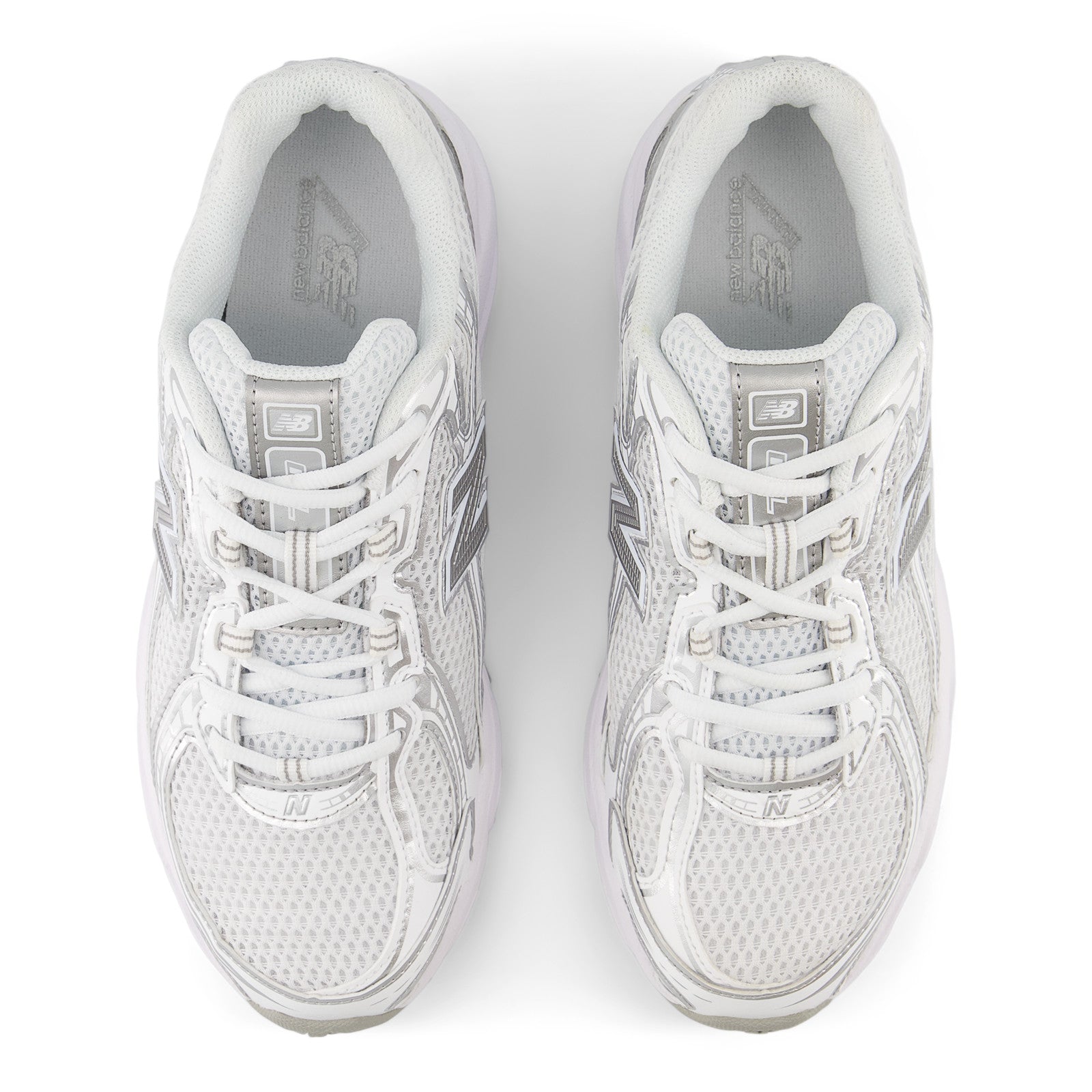 740 - White & Silver Metallic