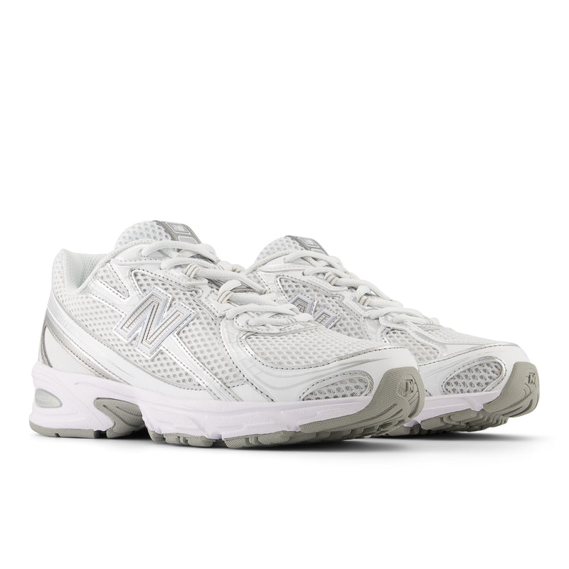 740 - White & Silver Metallic