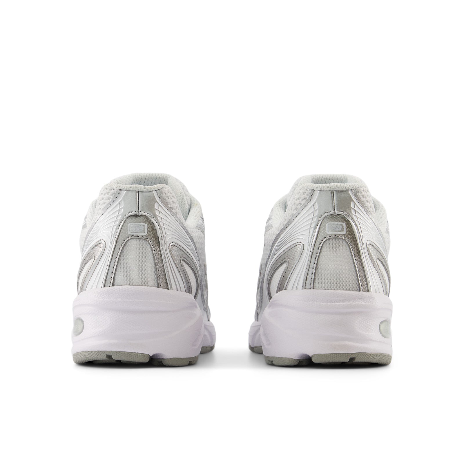 740 - White & Silver Metallic