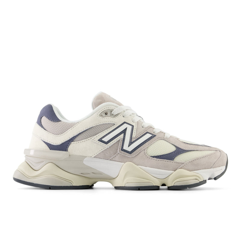9060 - Moonrock & Linen