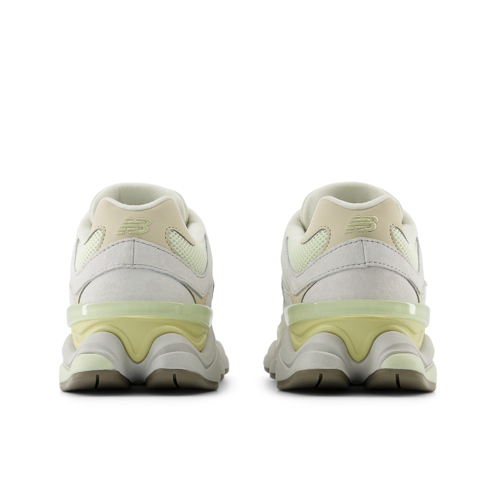 9060 - Mineral And Grey Matter