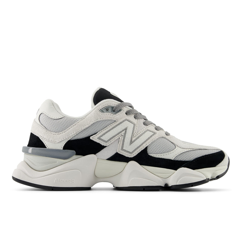 9060 - Grey and black