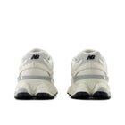 9060 - Sea Salt And Black