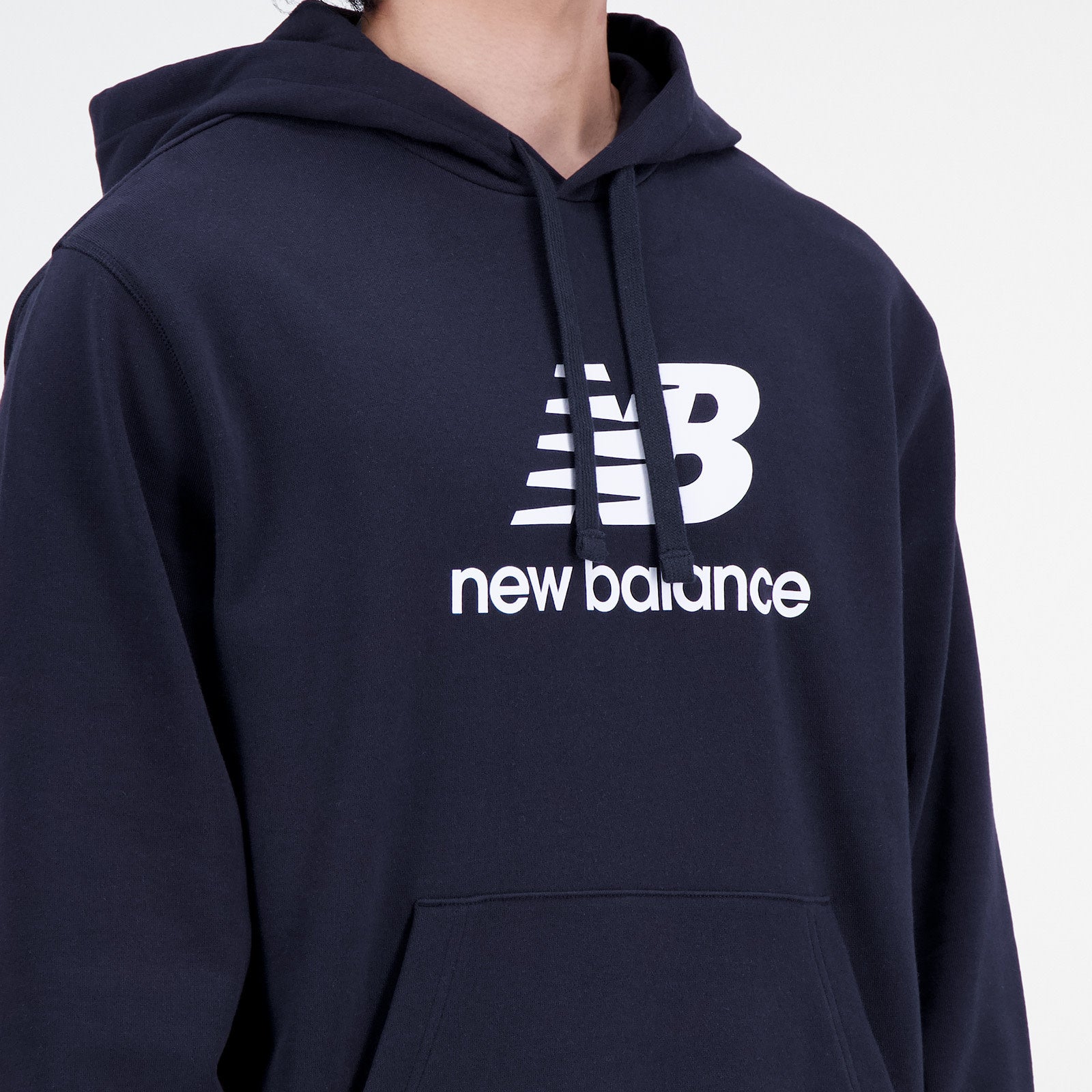 Sweat à capuche New Balance Black Essentials Stacked Logo en molleton français