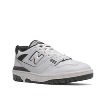 550 - White & Black