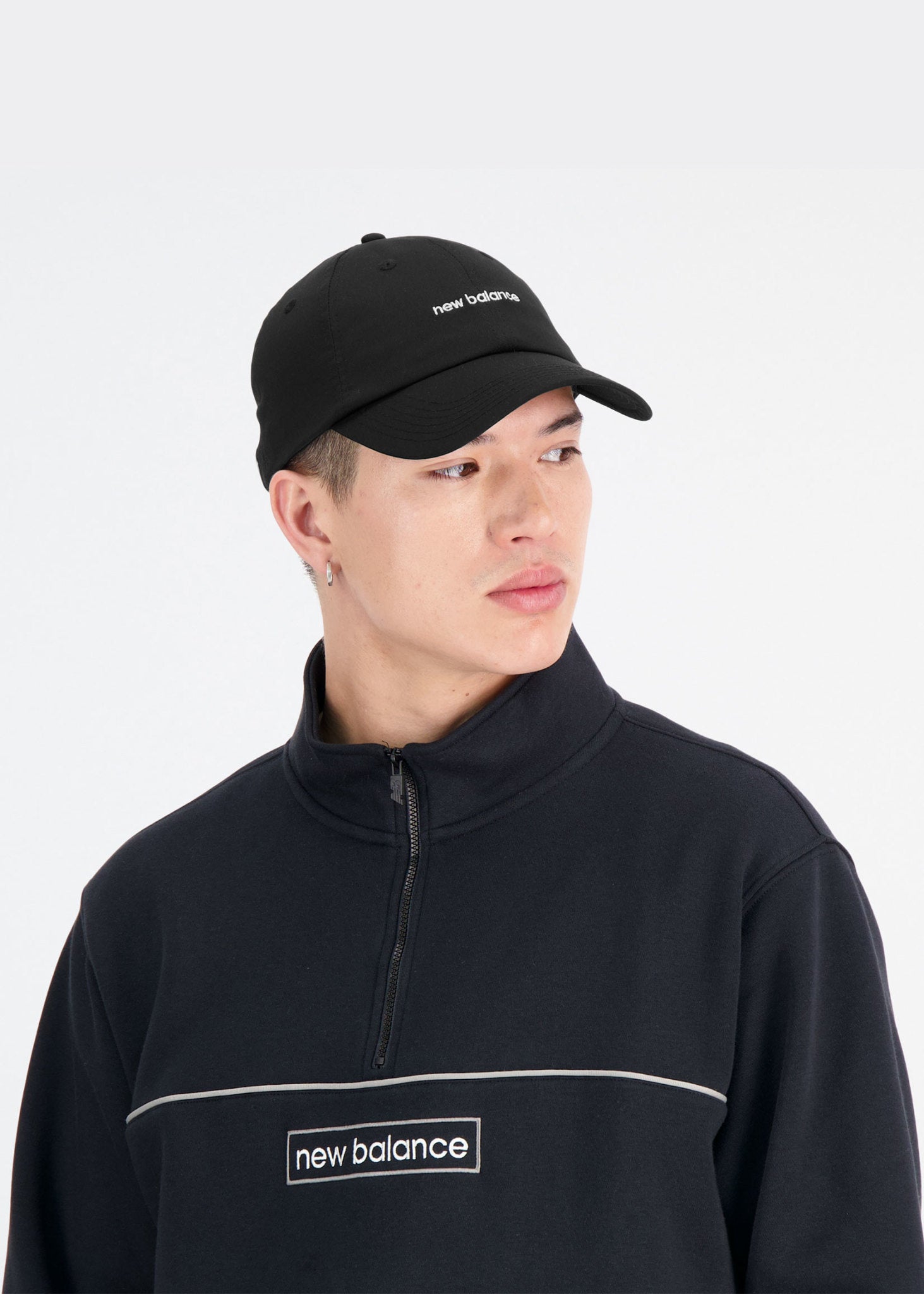 Casquette New Balance noire avec logo linéaire NB