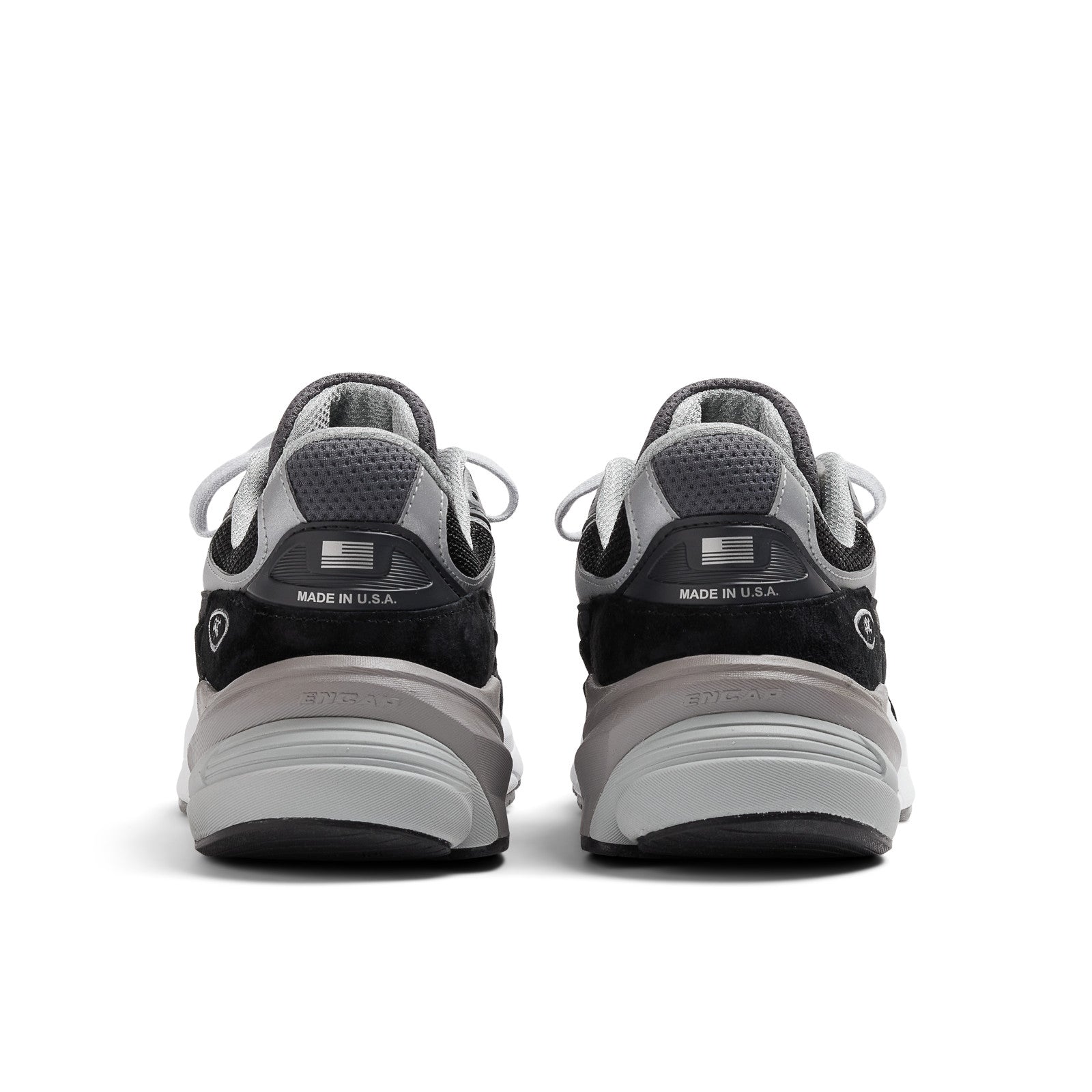 Made in USA 990v6 - Black