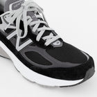 Made in USA 990v6 - Black